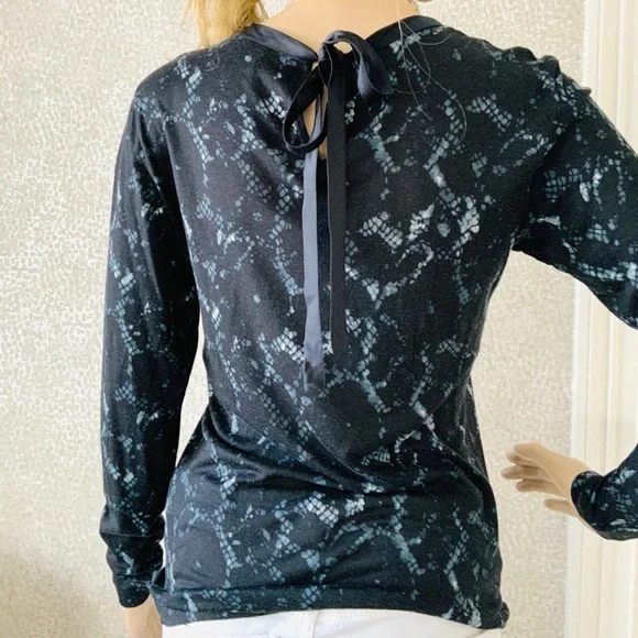 Louis Vuitton blue black long sleeved top XS - Picture 7 of 16